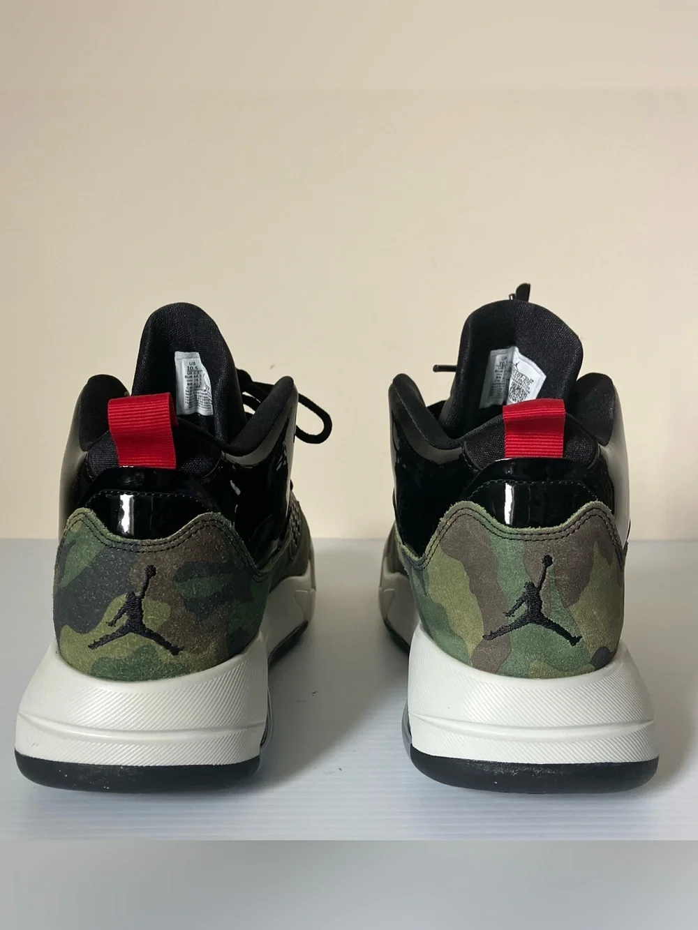 Men’s Jordan Maxin 200 Medium Olive Gym Red Black Camo Sneakers size 10.5 - Picture 6 of 10